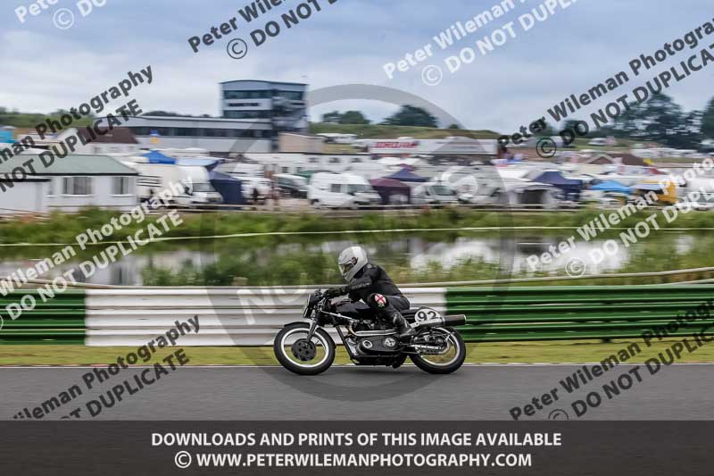 Vintage motorcycle club;eventdigitalimages;mallory park;mallory park trackday photographs;no limits trackdays;peter wileman photography;trackday digital images;trackday photos;vmcc festival 1000 bikes photographs